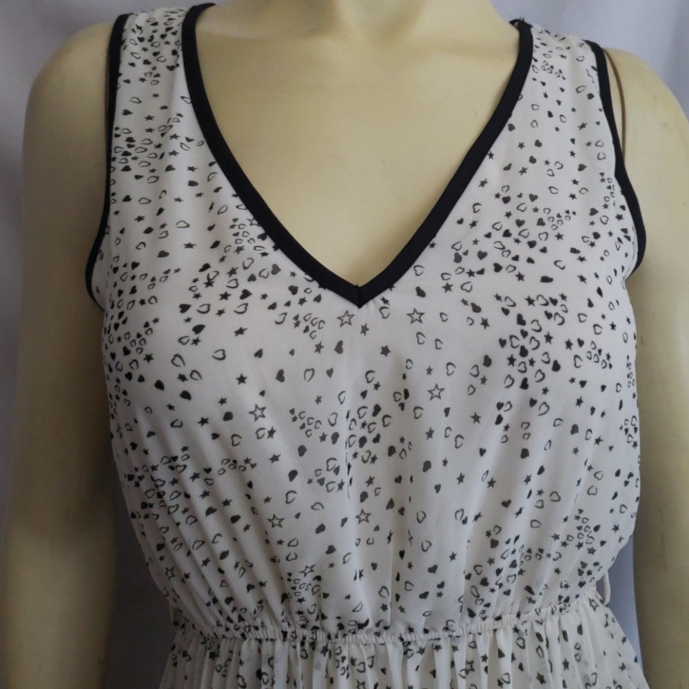 NEW GUESS WOMENS BLACK AND WHITE DRESS SZ M - Picture 2 of 8